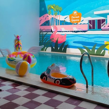 Roemah Renjana Bandung Bed & Breakfast Dış mekan fotoğraf