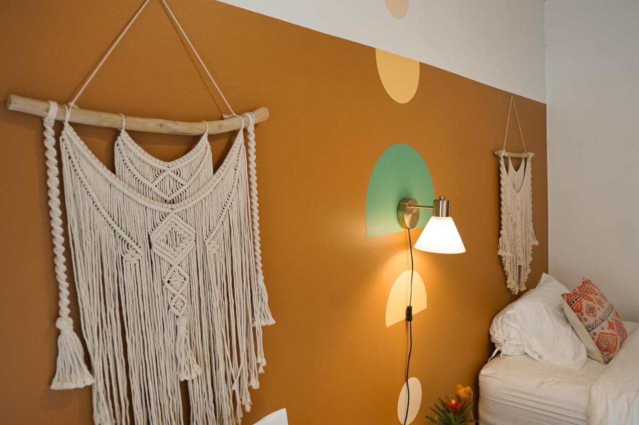 Roemah Renjana Bandung Bed & Breakfast Dış mekan fotoğraf