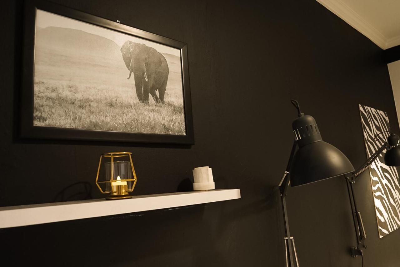 Roemah Renjana Bandung Bed & Breakfast Dış mekan fotoğraf