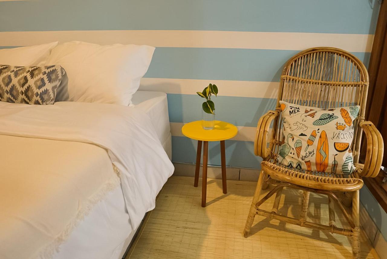 Roemah Renjana Bandung Bed & Breakfast Dış mekan fotoğraf