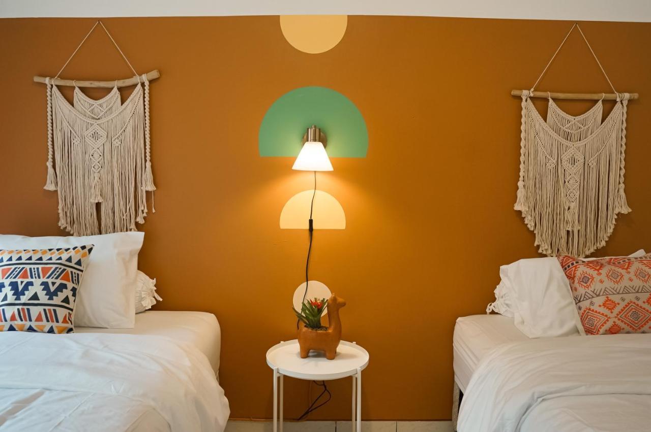 Roemah Renjana Bandung Bed & Breakfast Dış mekan fotoğraf