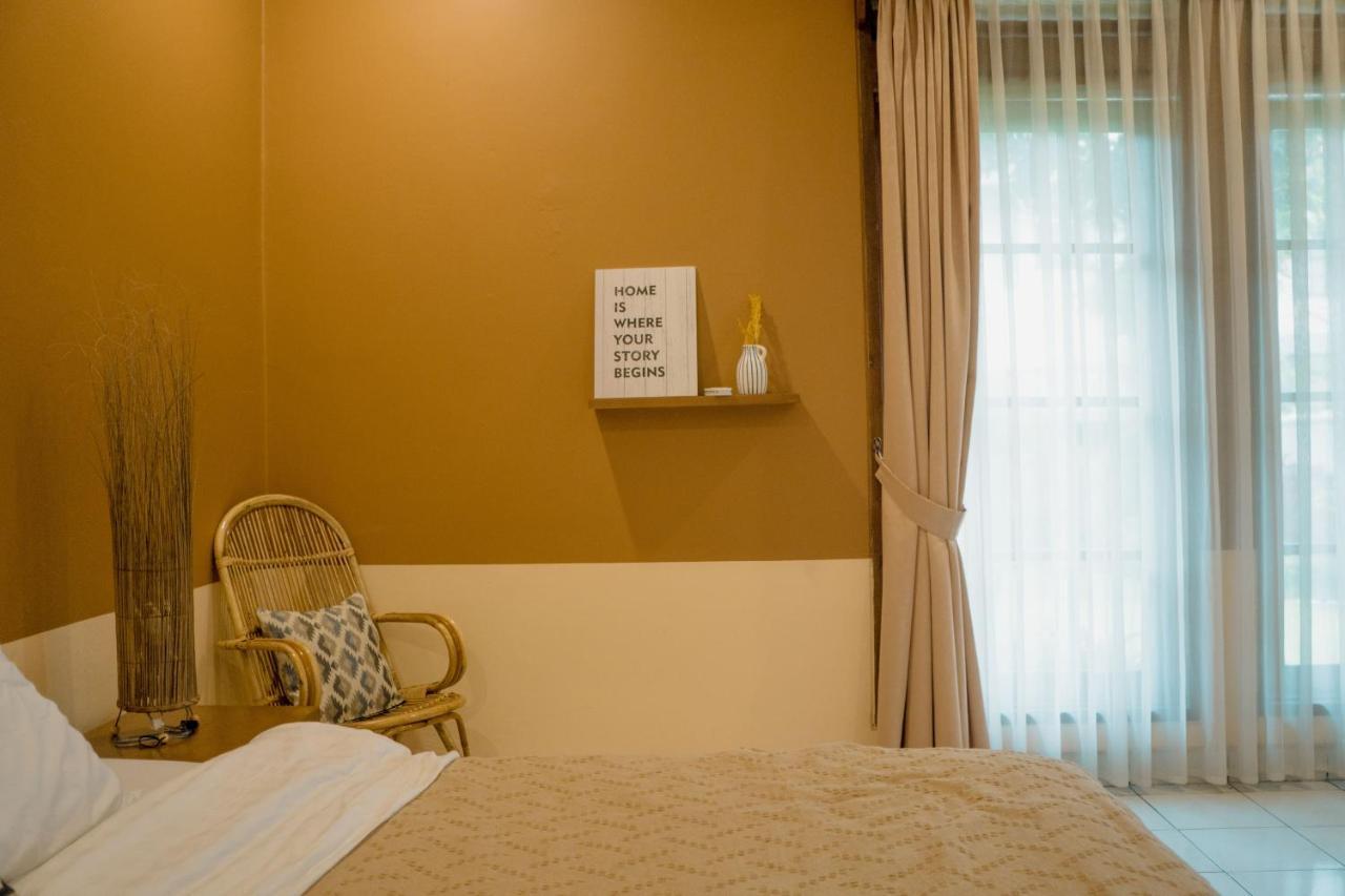 Roemah Renjana Bandung Bed & Breakfast Dış mekan fotoğraf