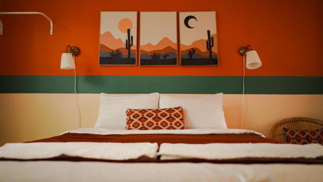 Roemah Renjana Bandung Bed & Breakfast Dış mekan fotoğraf