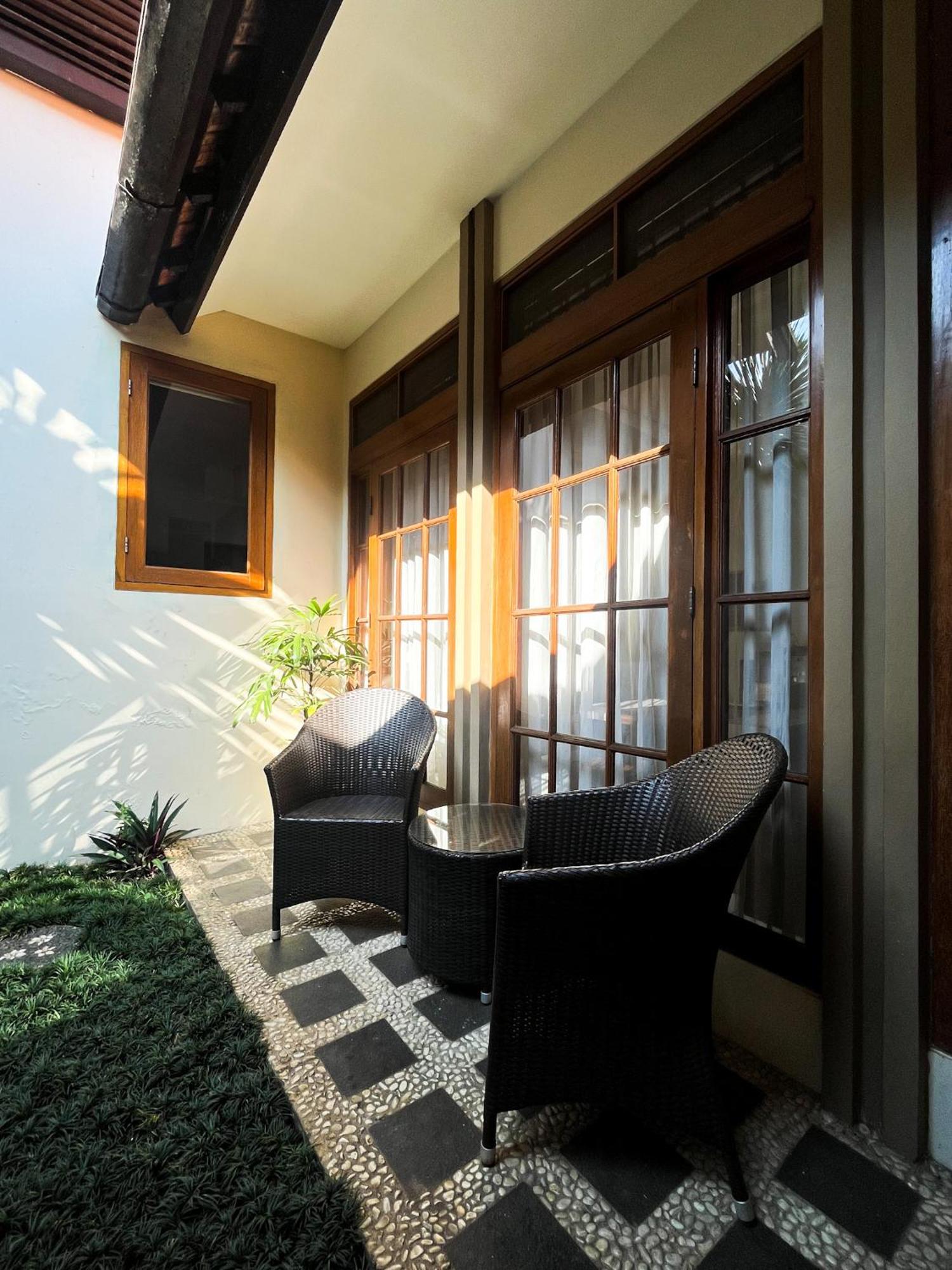Roemah Renjana Bandung Bed & Breakfast Dış mekan fotoğraf