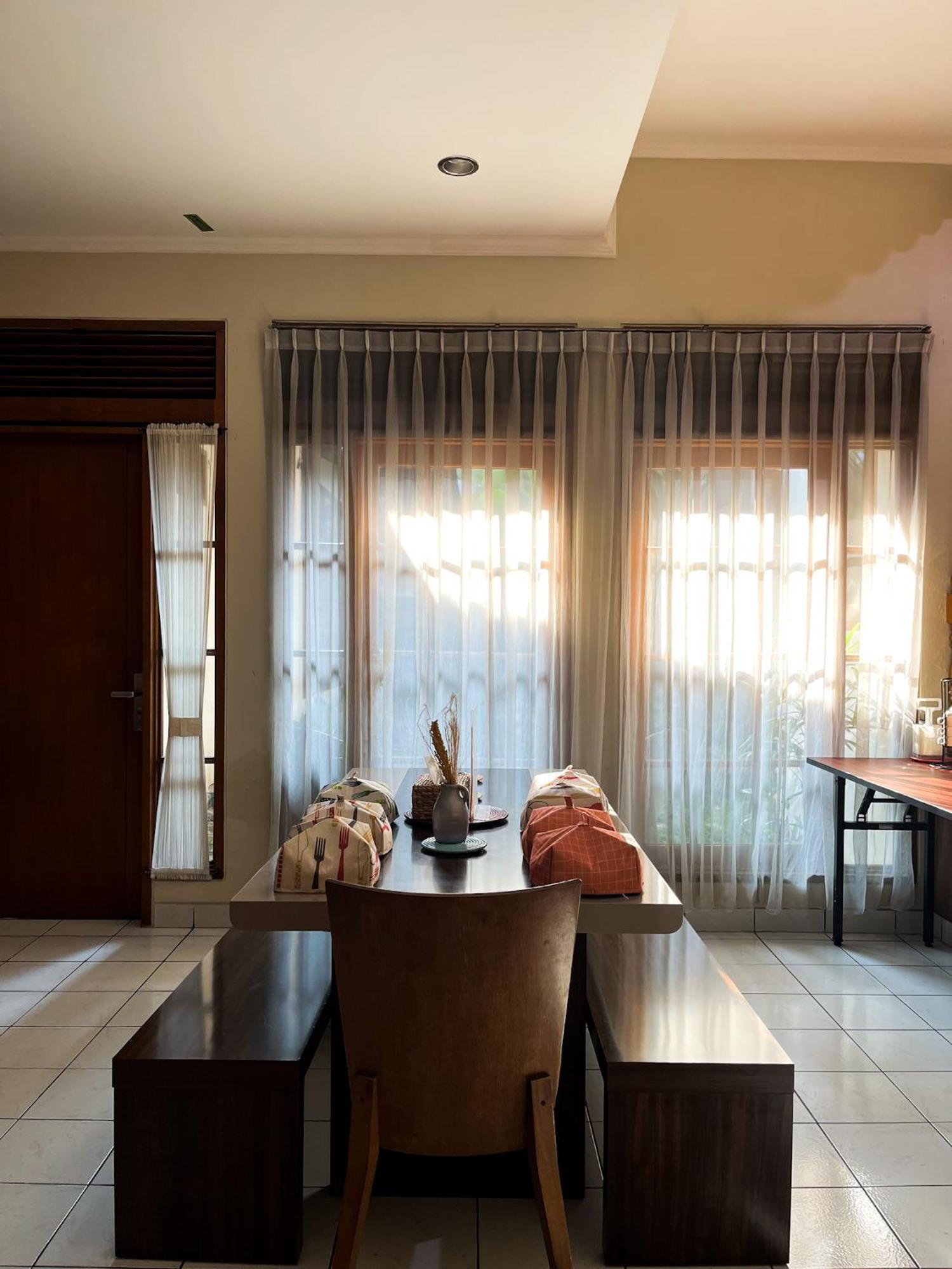 Roemah Renjana Bandung Bed & Breakfast Dış mekan fotoğraf