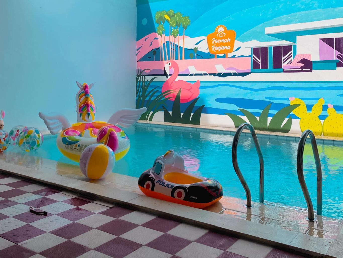Roemah Renjana Bandung Bed & Breakfast Dış mekan fotoğraf